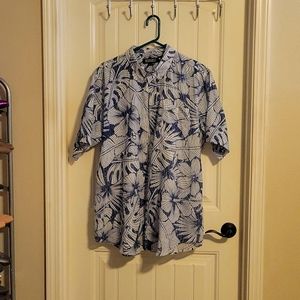 Floral print xl Ezekiel button down